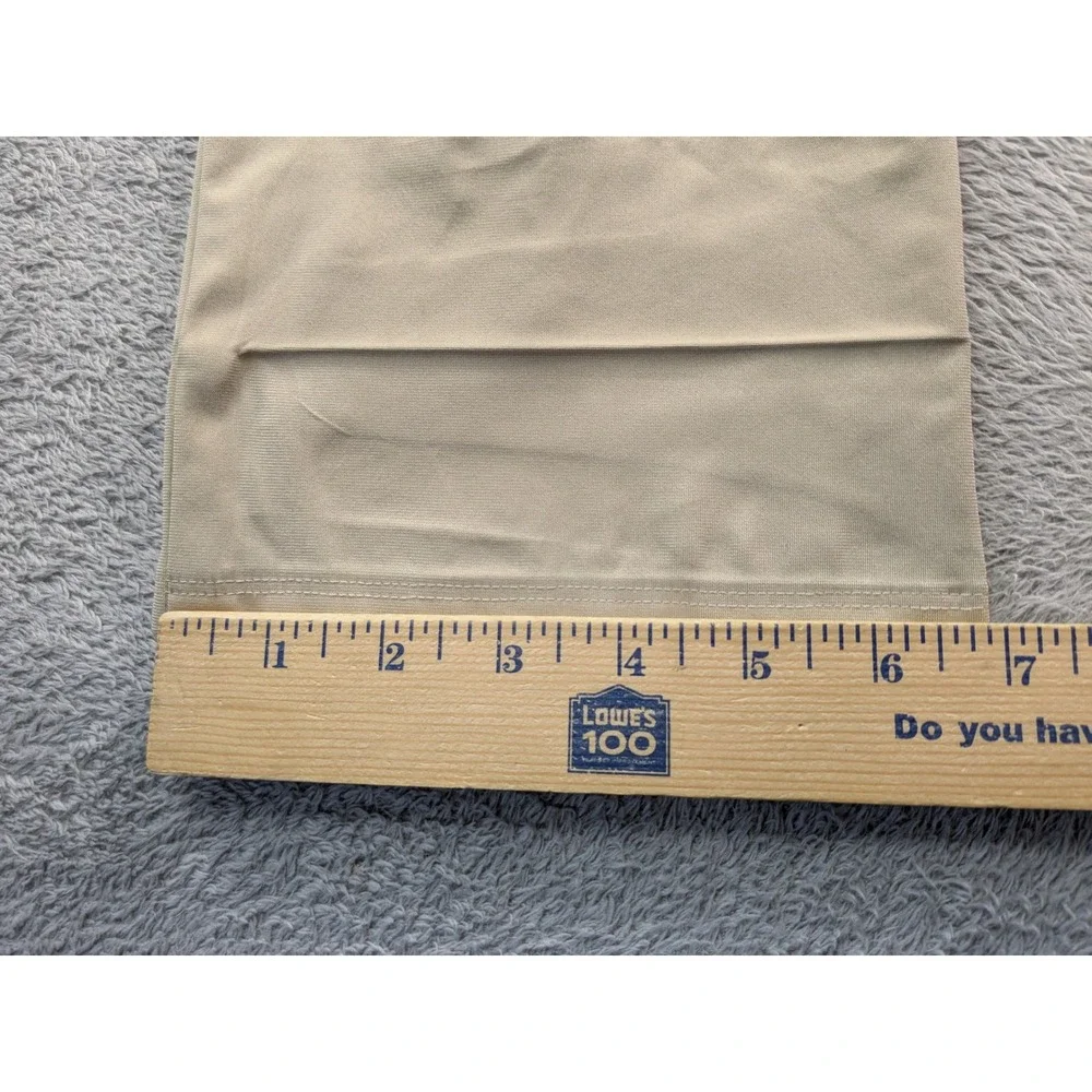 Lululemon Commission Pant Classic Tan Khaki Mens Size 34x30 Chino Trousers Golf